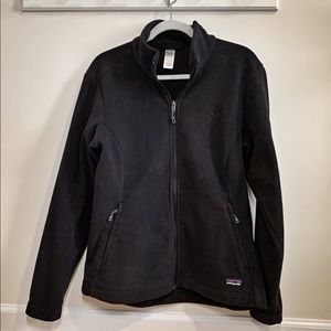 Black Patagonia synchilla fleece jacket